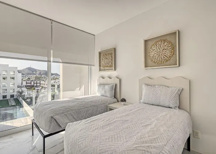 Spacious Luxury With Ocean Views, Pool And Steps To Playa El Medano *